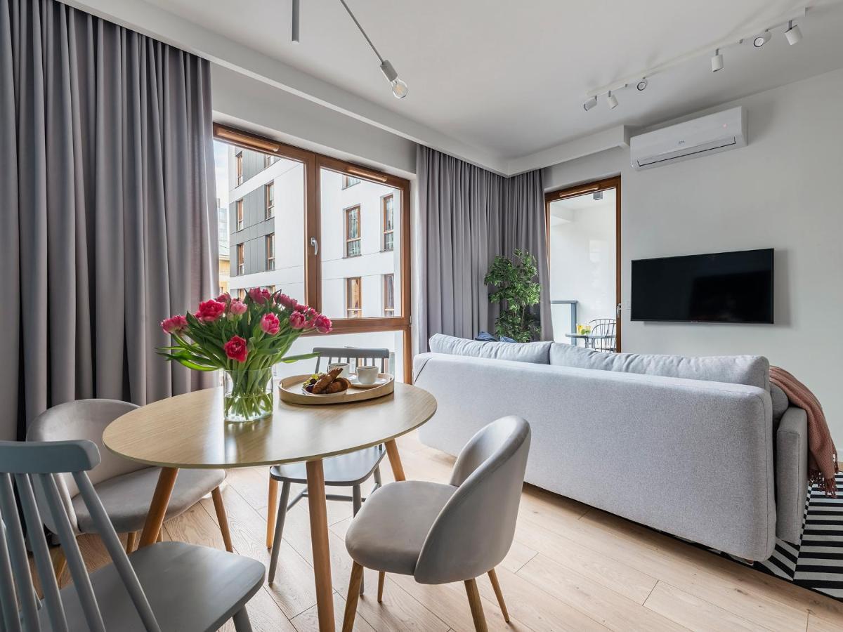 Yoursecondflat Grzybowska Metropoint Varsovia
