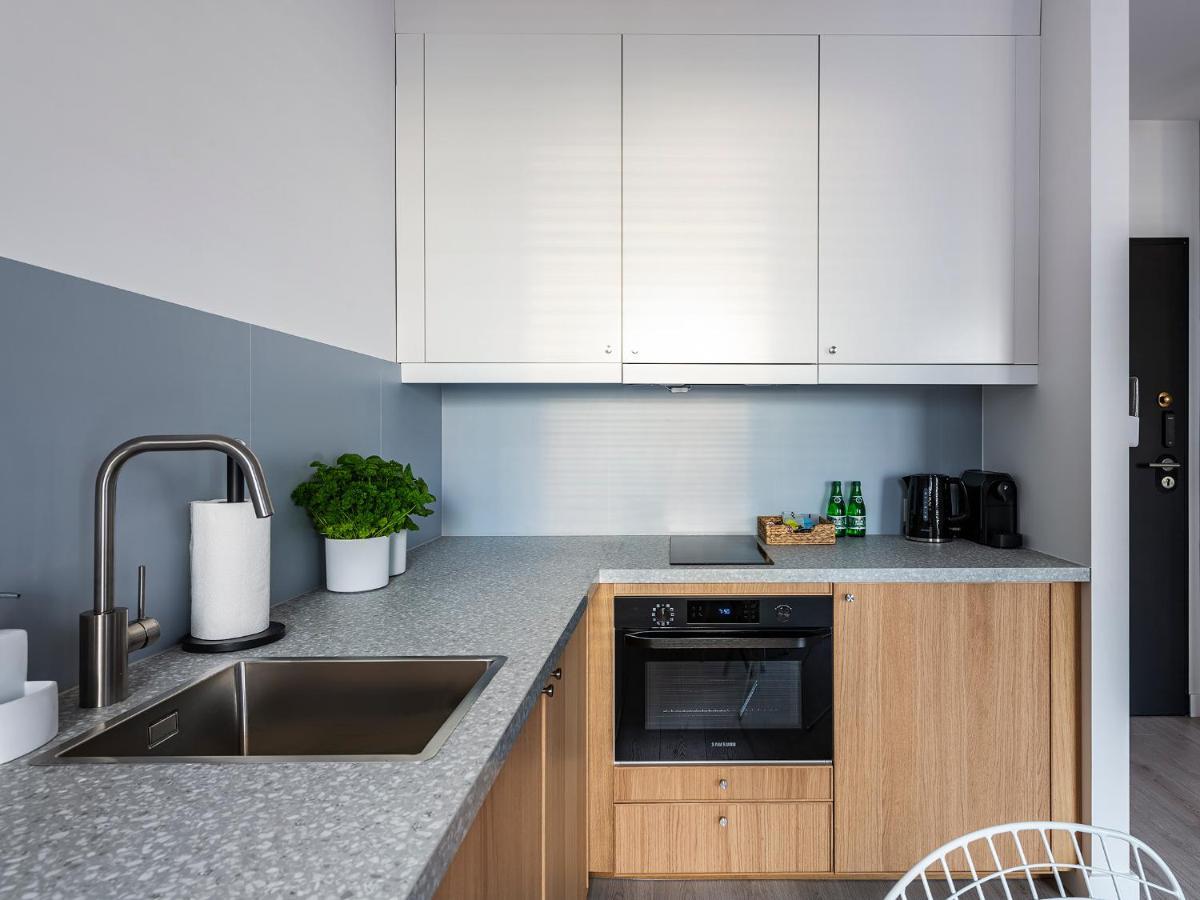 Yoursecondflat Grzybowska Metropoint Varsovia