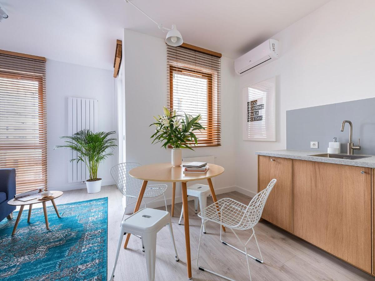 Yoursecondflat Grzybowska Metropoint * Varsovia