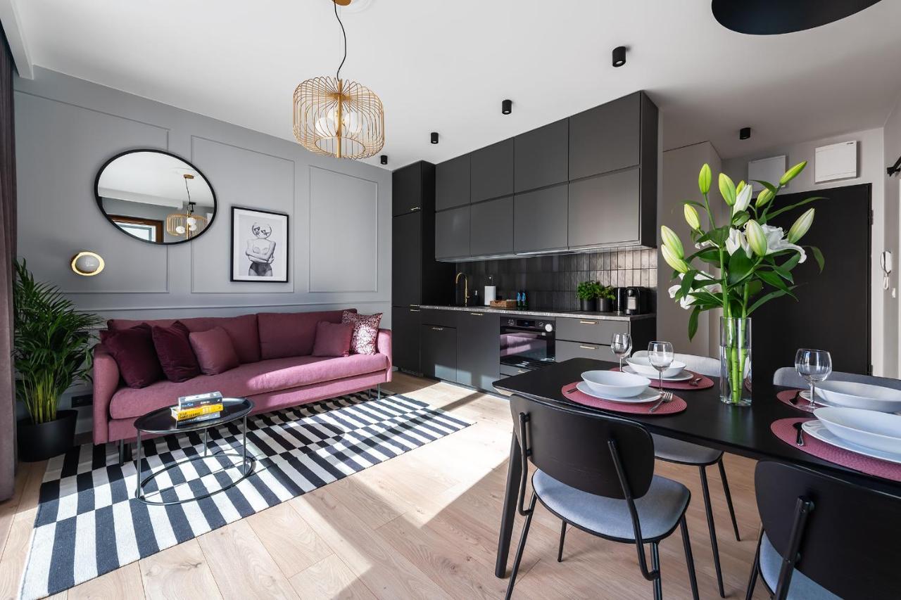 Yoursecondflat Grzybowska Metropoint Warszawa