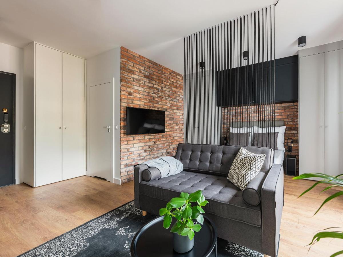 Apartament Yoursecondflat Grzybowska Metropoint Warszawa