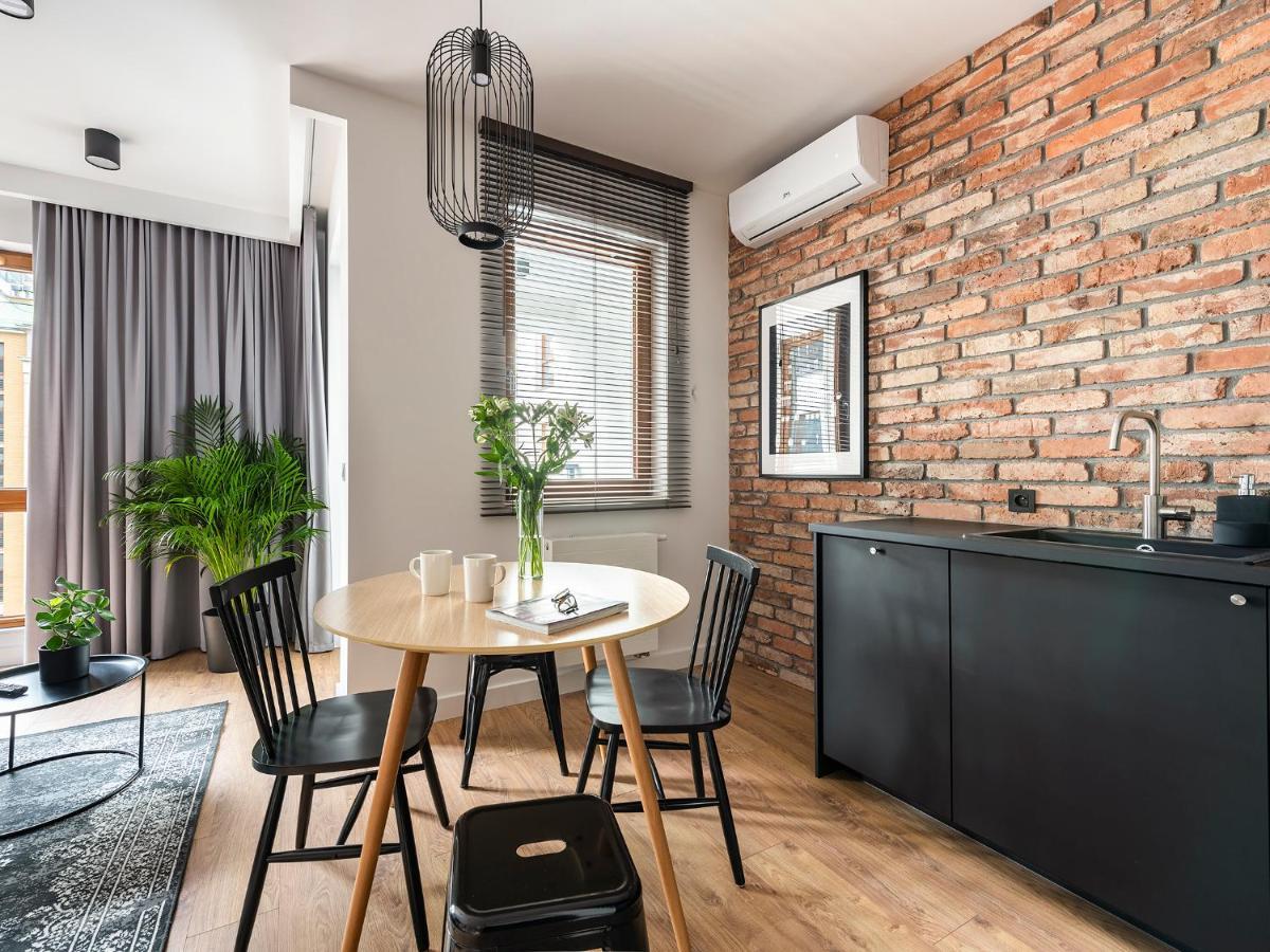 Apartament Yoursecondflat Grzybowska Metropoint *