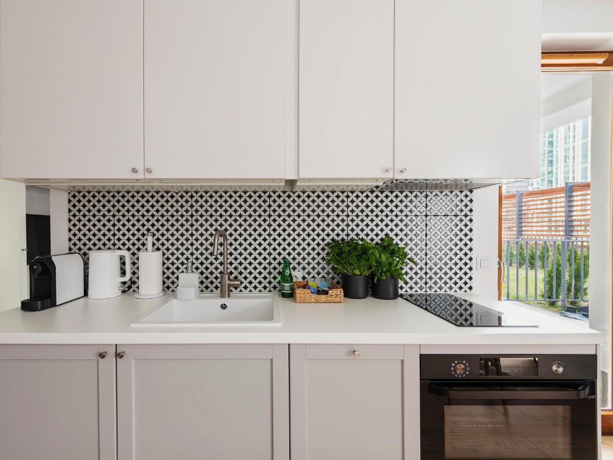 Yoursecondflat Grzybowska Metropoint Apartament *