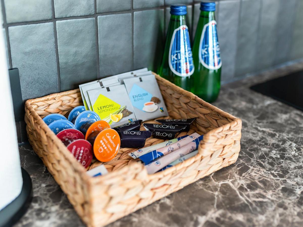 Apartament Yoursecondflat Grzybowska Metropoint